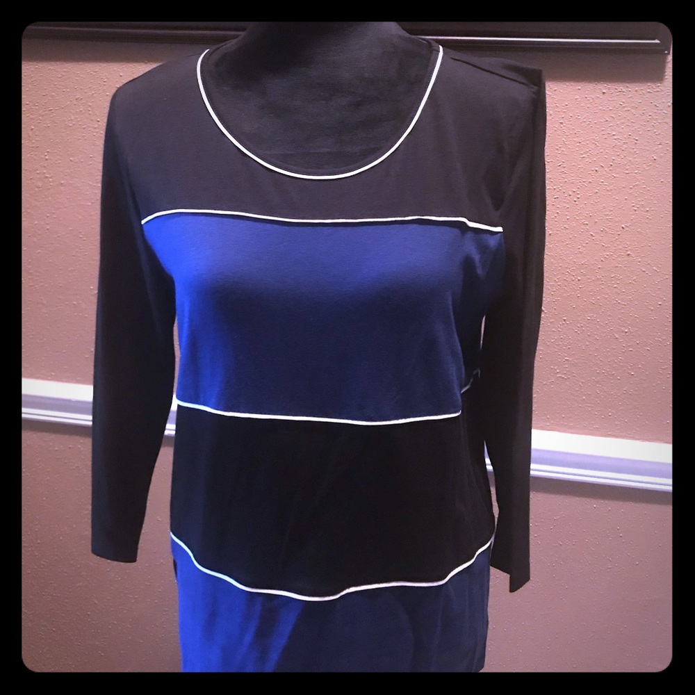 New Ann Taylor long sleeve T-shirt.